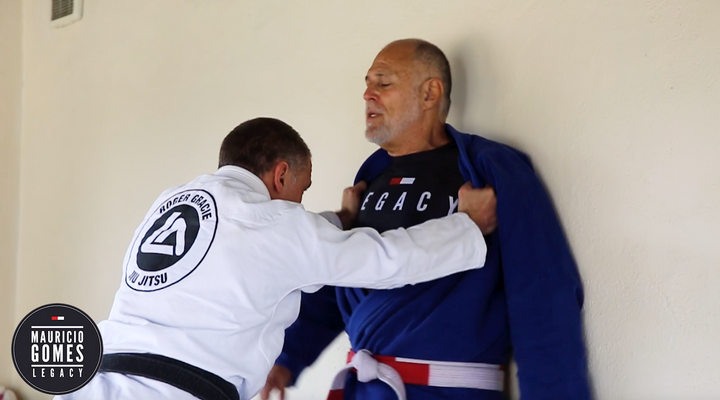 Defence Against a Shirt Grab with Back to Wall