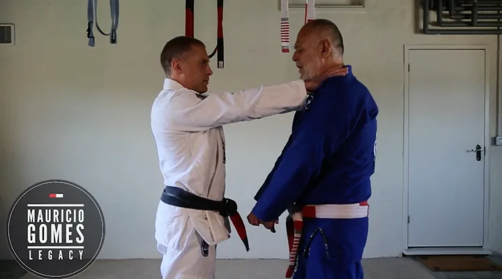 Front Strangle Defence